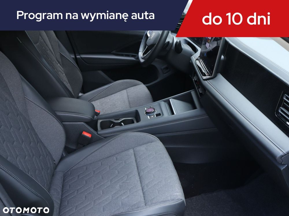 Volkswagen Tiguan - 11