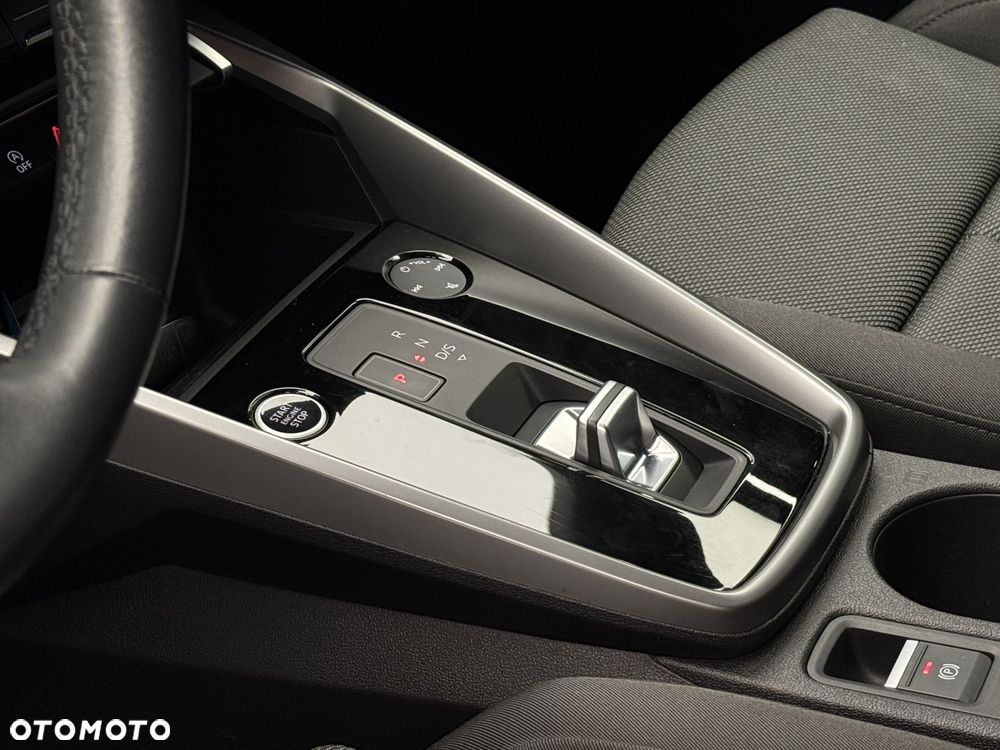 Audi A3 Sportback 35 TFSI mHEV Advanced S tronic - 11