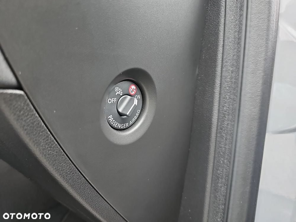 Renault Captur - 23
