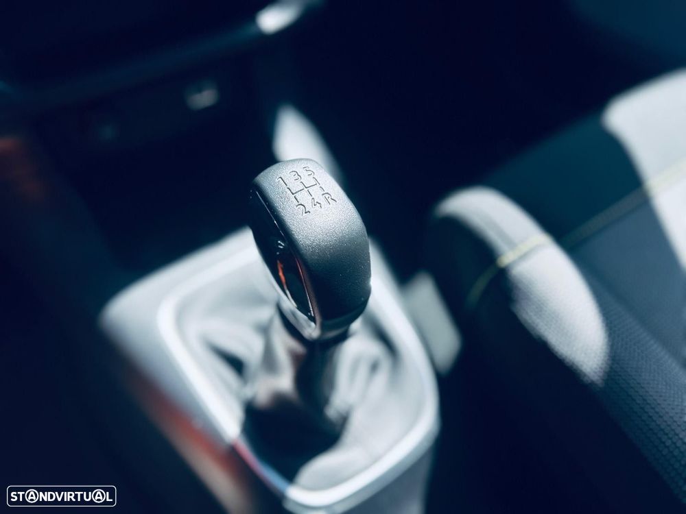 Citroën C3 1.2 PureTech C-Series - 26