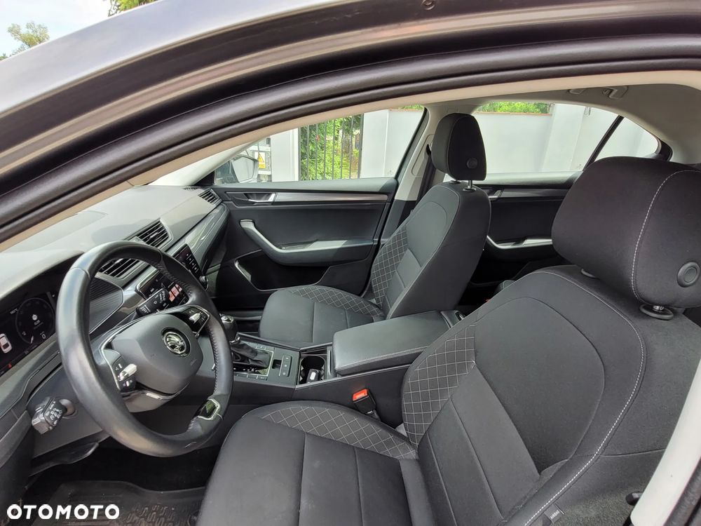 Skoda Superb 1.5 TSI Active DSG - 5