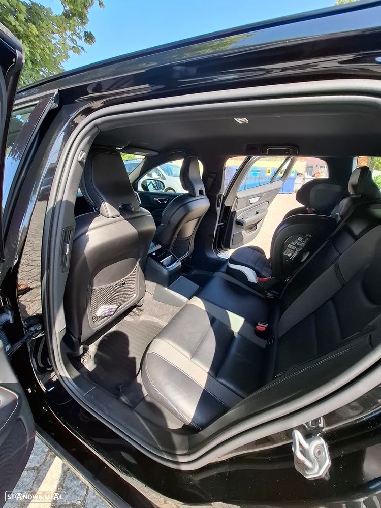 Volvo V60 2.0 T6 AWD TE R-Design Expression - 12