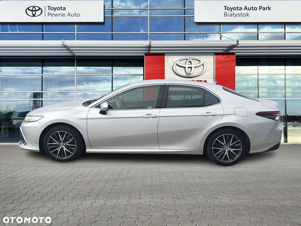 Toyota Camry 2.5 Hybrid Executive CVT - 2