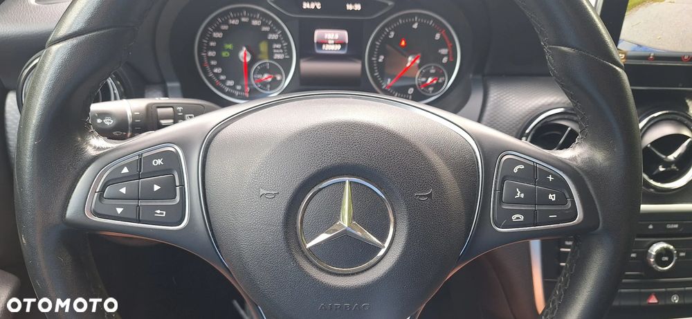Mercedes-Benz Klasa A 180 d BlueEFFICIENCY Edition - 23