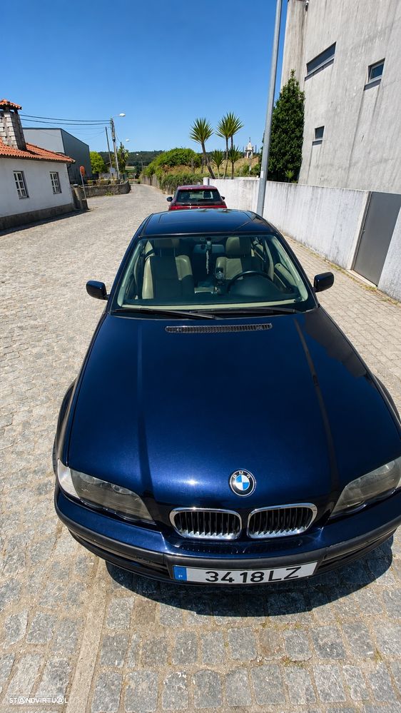 BMW 320 d - 8