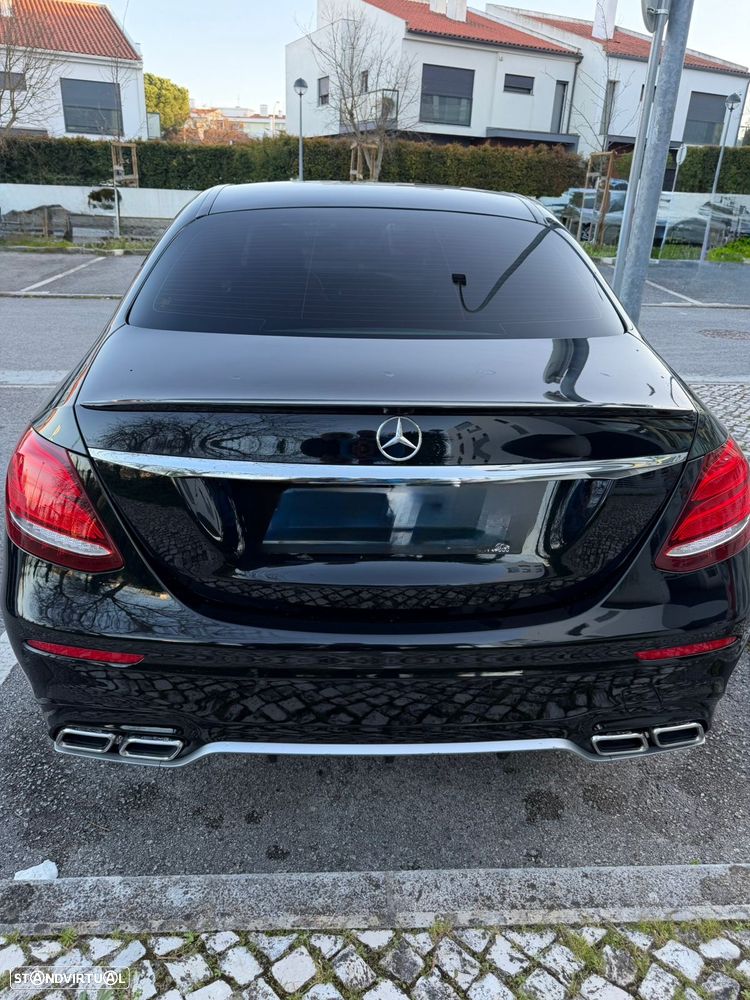 Mercedes-Benz E 300 d AMG - 4