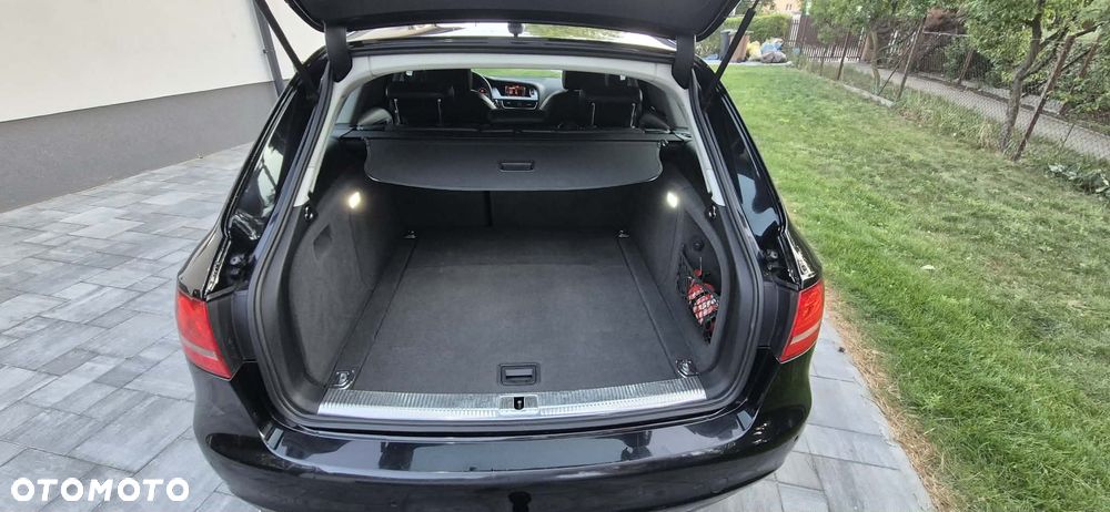 Audi A4 Avant 2.0 TDI e DPF S line Sportpaket - 17
