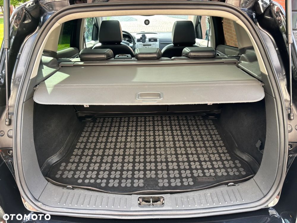 Ford Kuga 2.0 TDCi 4x4 Titanium - 30