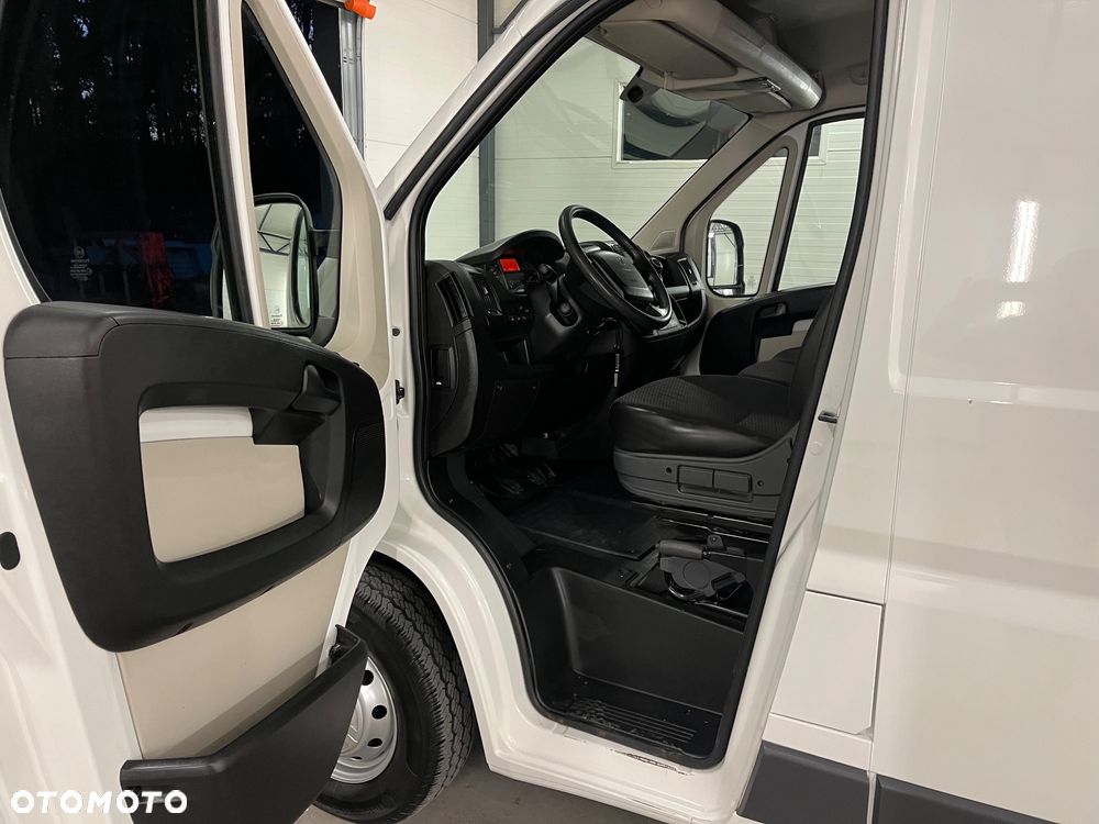 Peugeot Boxer - 12