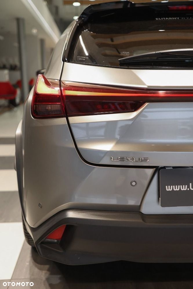 Lexus UX - 14