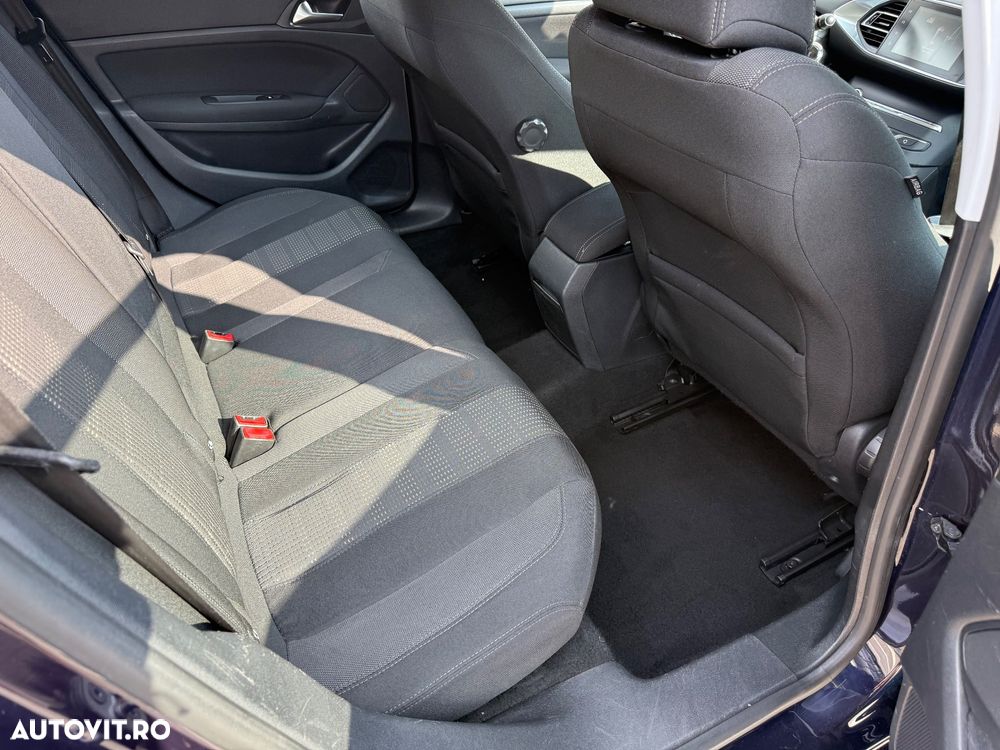 Peugeot 308 1.6 BlueHDi FAP STT Allure - 21