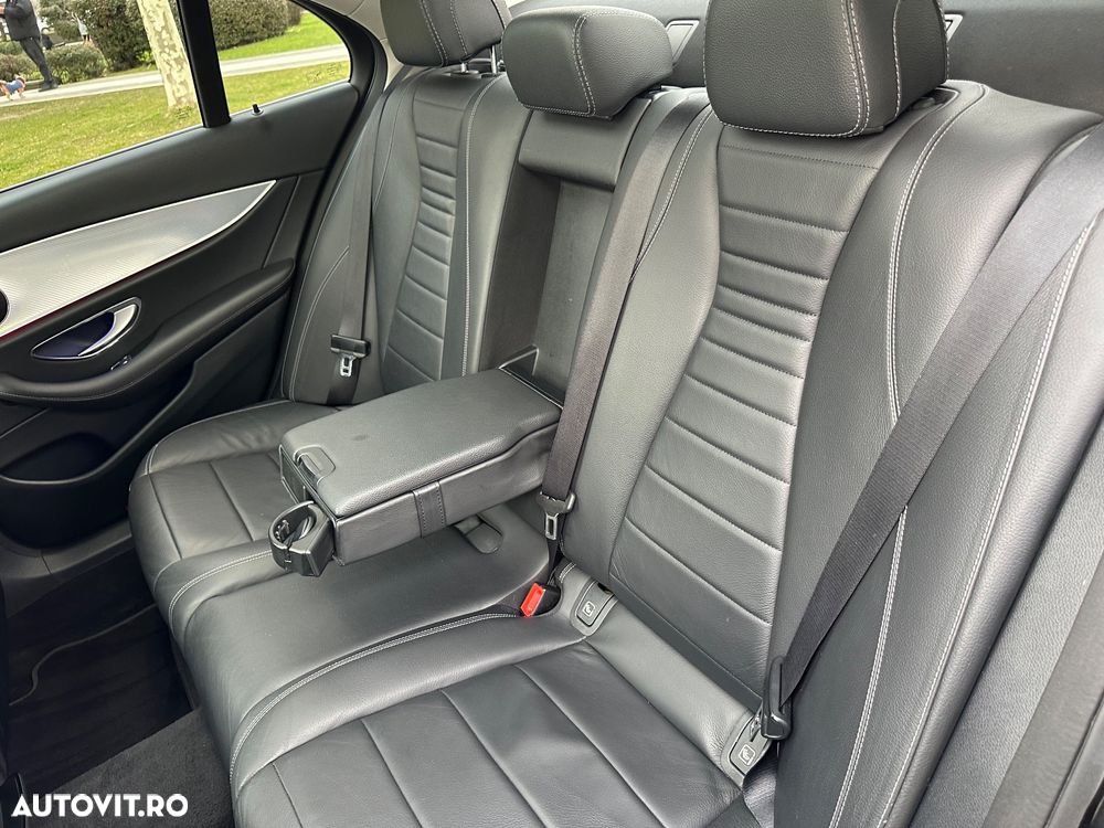 Mercedes-Benz E - 29