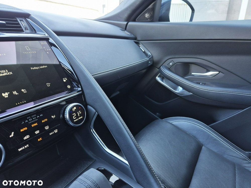 Jaguar E-Pace - 35