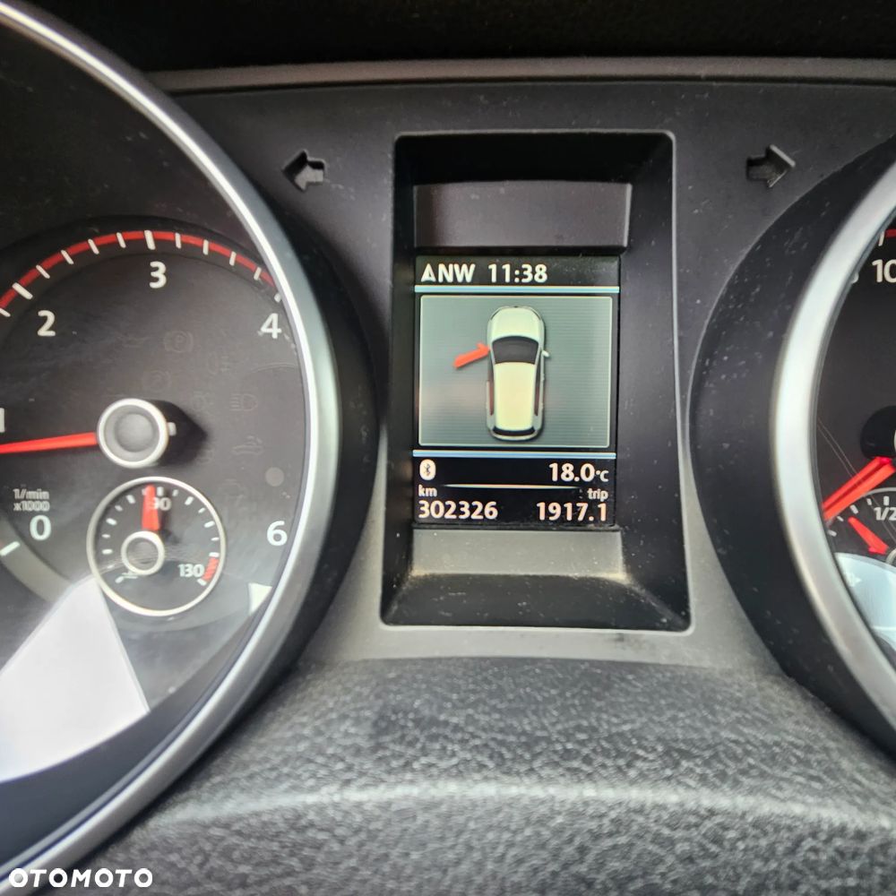 Volkswagen Golf - 14