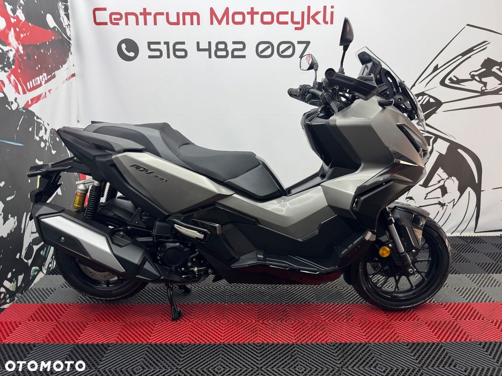 Honda ADV350 - 2