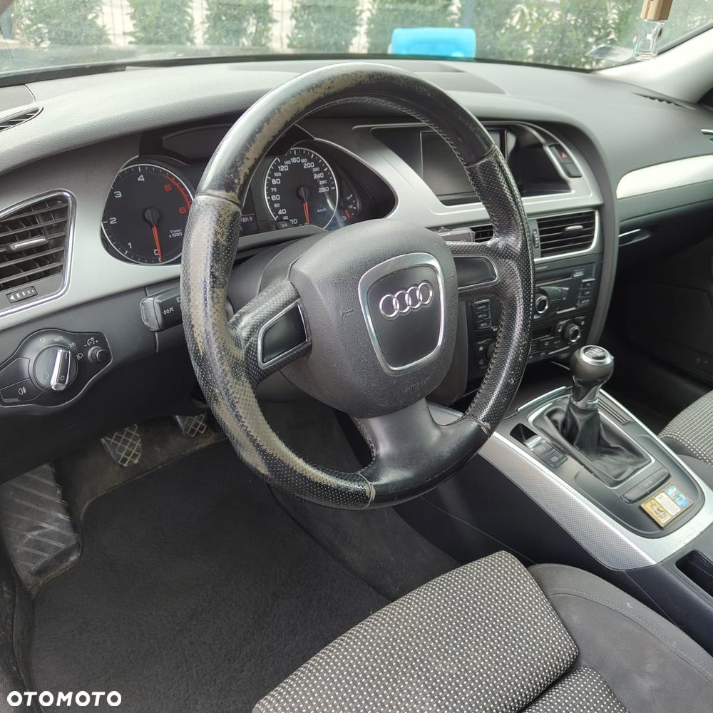 Audi A4 Limousine 2.0 TDI - 8