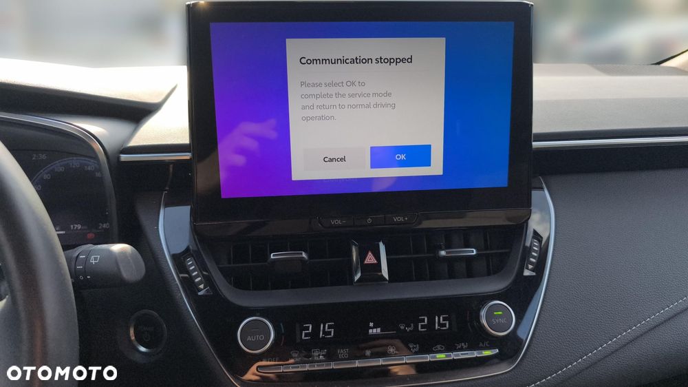 Toyota Corolla 1.8 Hybrid Style - 18