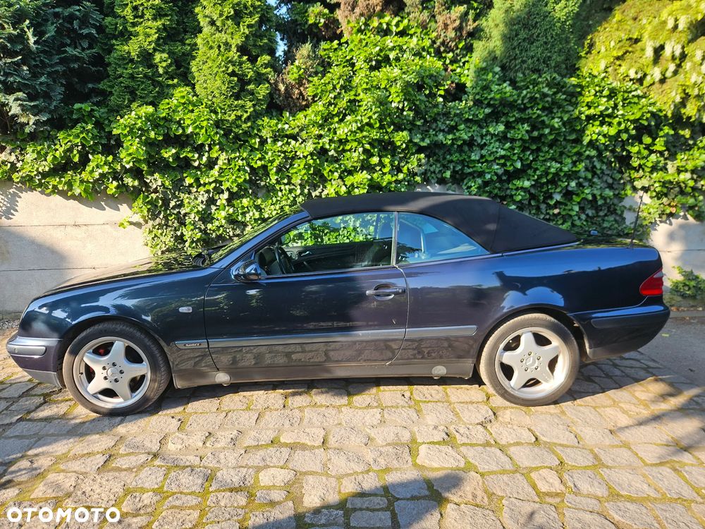 Mercedes-Benz CLK - 2
