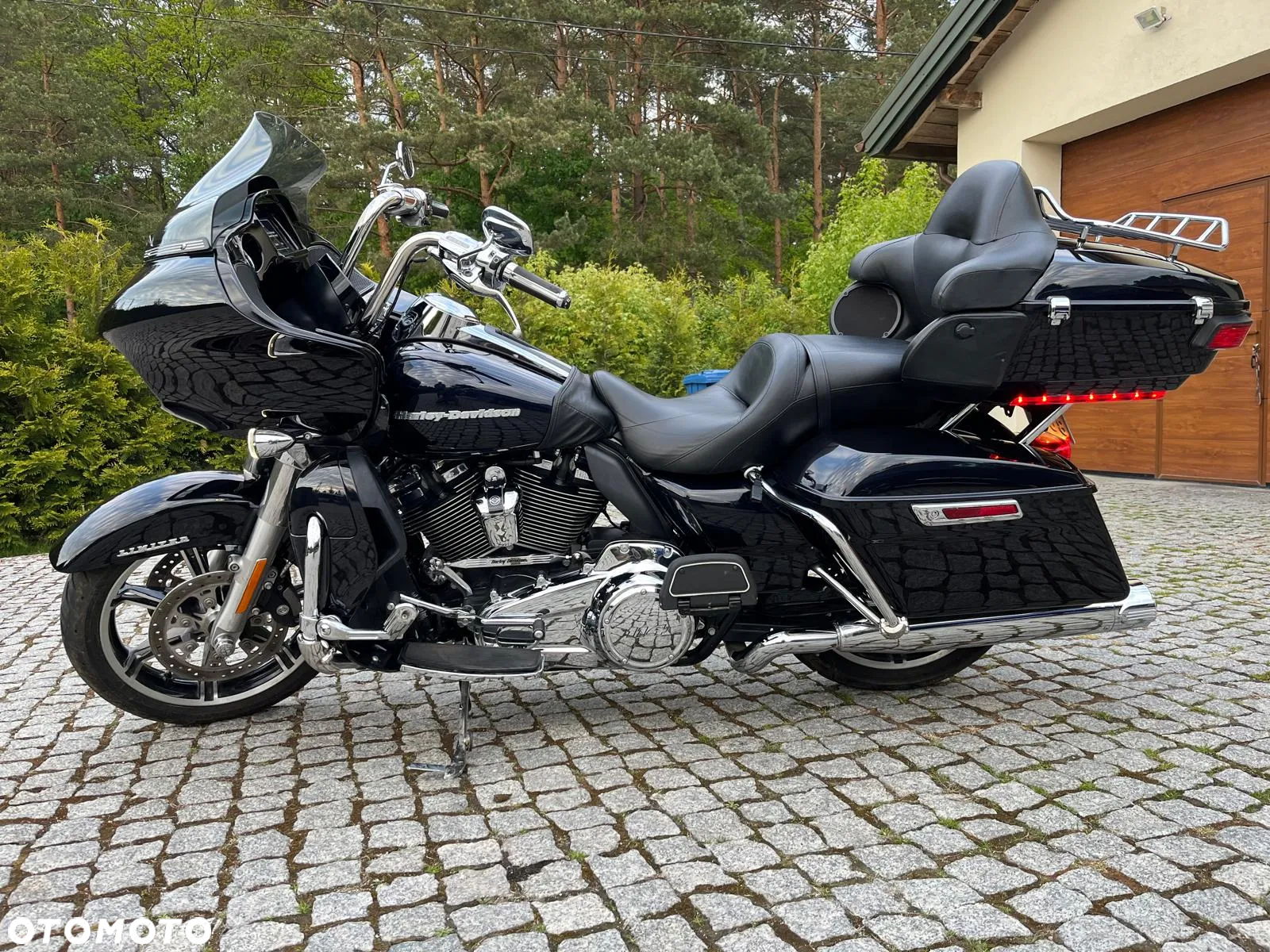 Harley-Davidson Touring Road Glide - 4