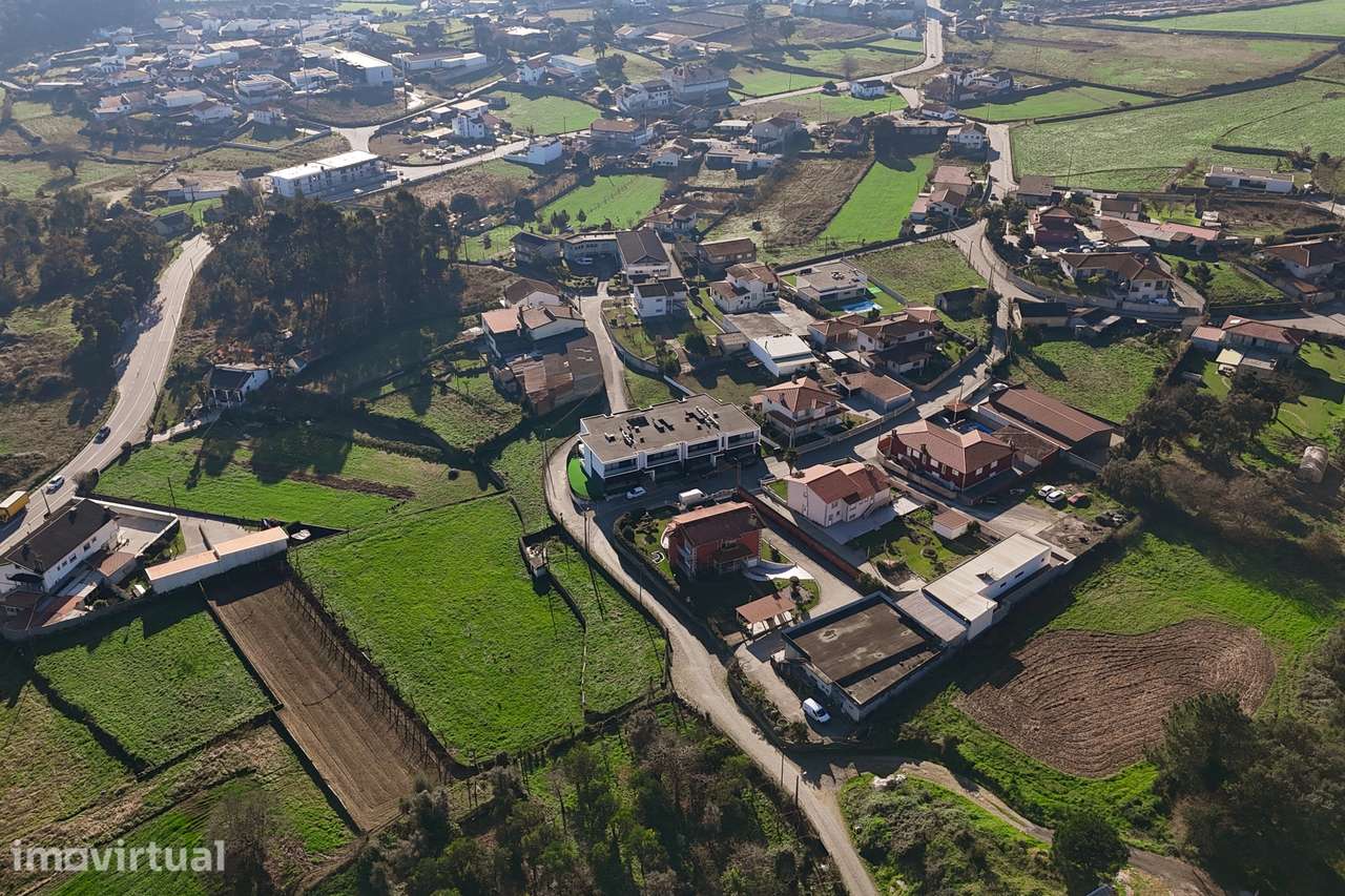 Terreno para construção em Galegos S. Martinho, Barcelos - Grande imagem: 5/13