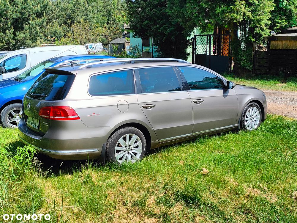 Volkswagen Passat 2.0 TDI Comfortline DSG - 3