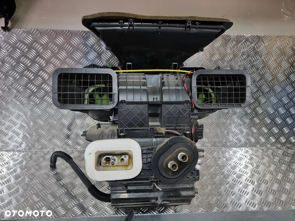 272700324R 93868022 nagrzewnica Renault Trafic III