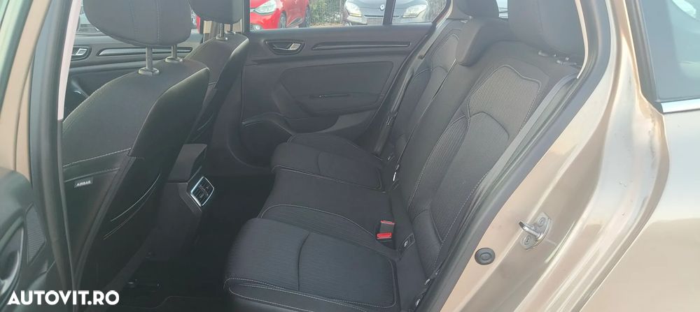 Renault Megane ENERGY dCi 110 INTENS - 13