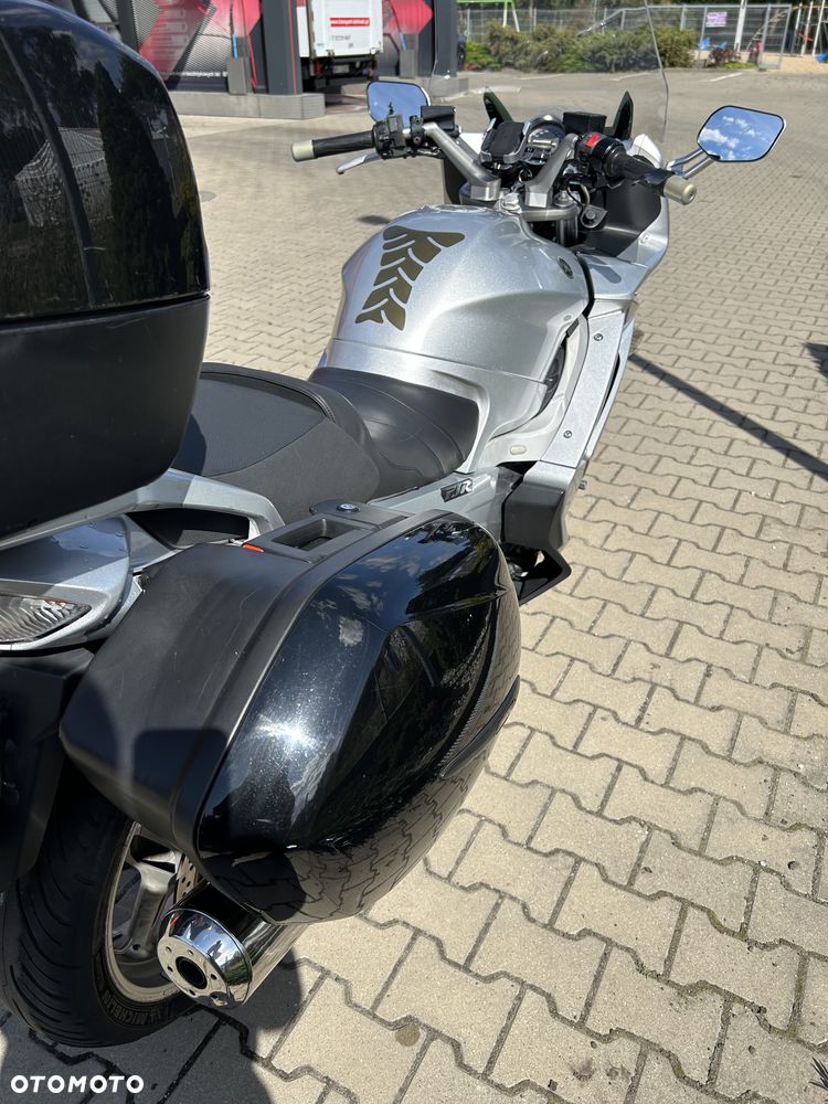 Yamaha FJR - 7