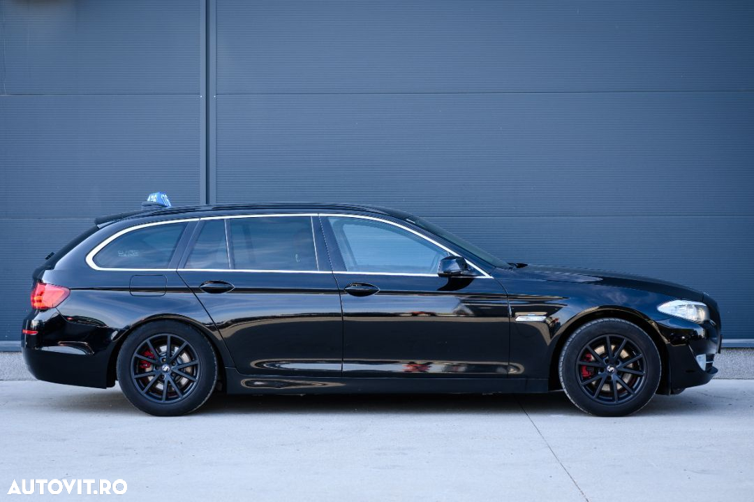 BMW Seria 5 520d Touring Aut. - 8