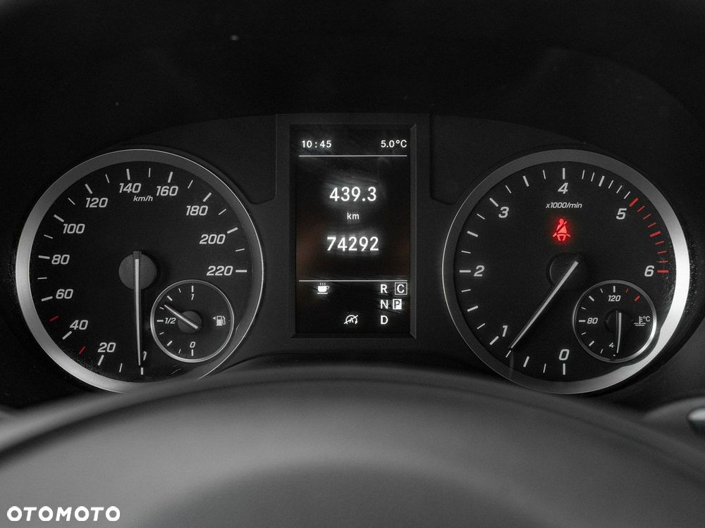 Mercedes-Benz Vito - 13