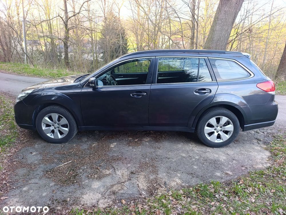 Subaru Outback 2.5i Comfort Navi - 2