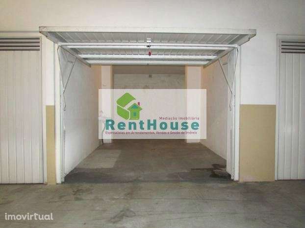 Garagem próximo da praia - Grande imagem: 2/2