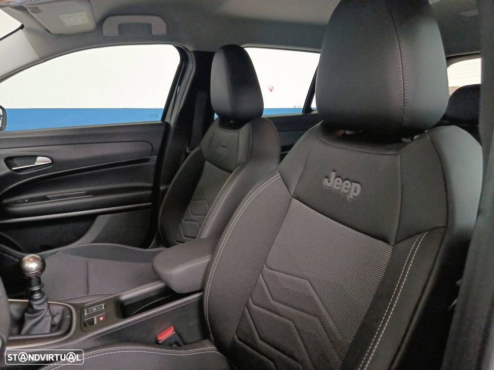 Jeep Avenger 1.2 GSE T3 Altitude - 9