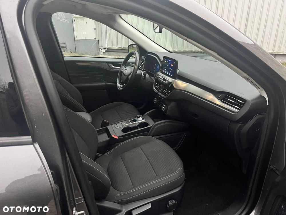 Ford Kuga 2.5 Duratec FHEV 4x4 TITANIUM - 13