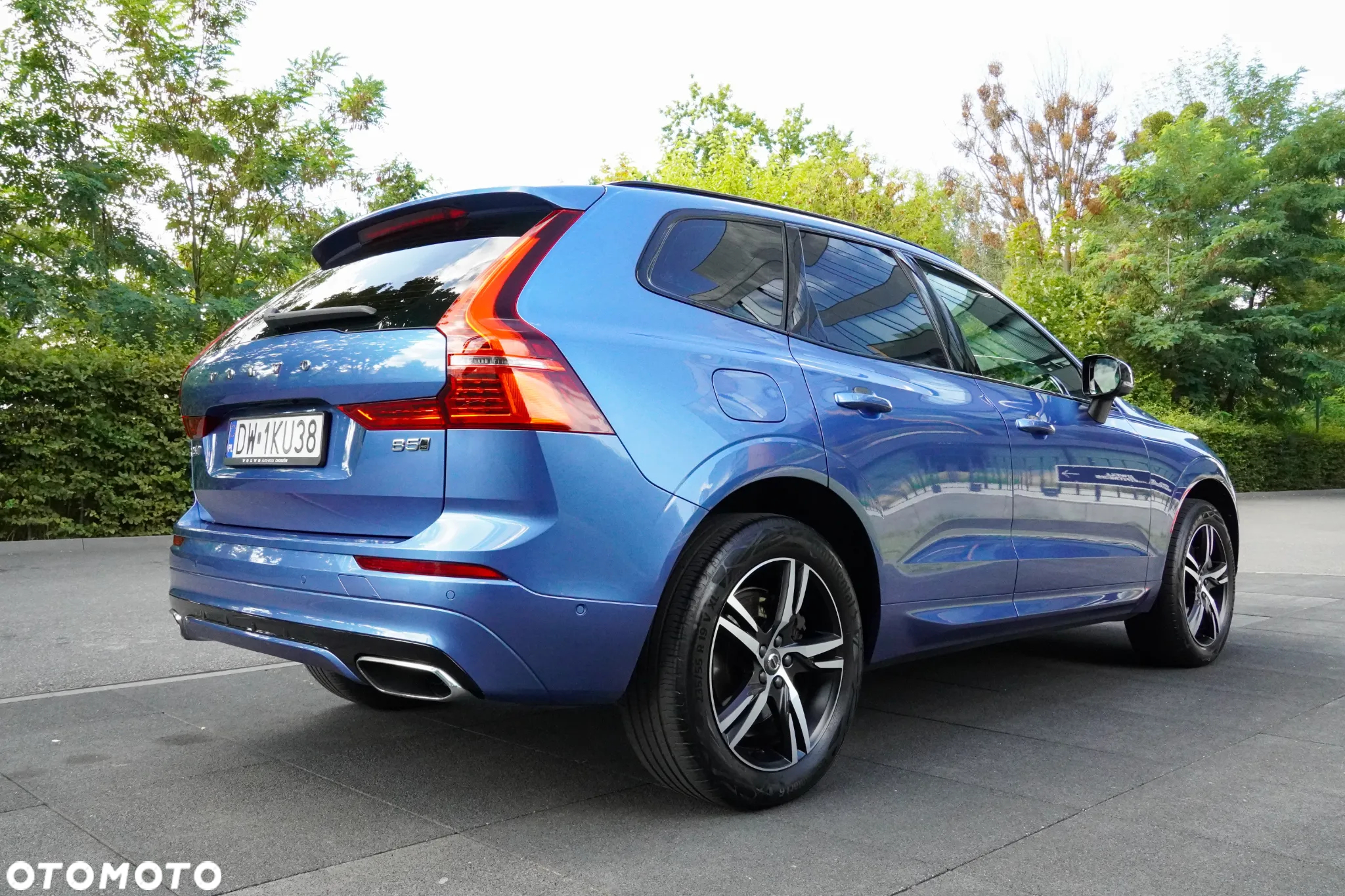 Volvo XC 60 D5 AWD R-Design - 12
