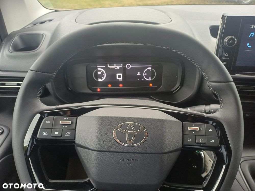 Toyota Proace City - 14