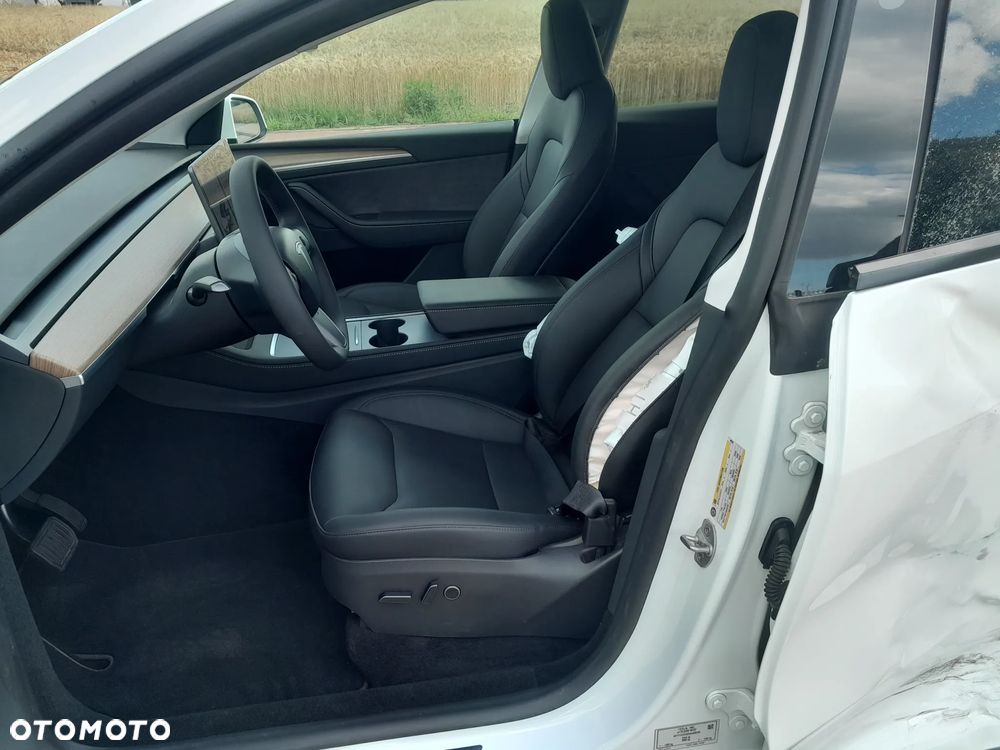 Tesla Model Y Standard - 15