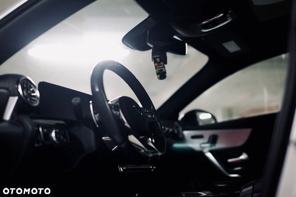 Mercedes-Benz CLA - 5