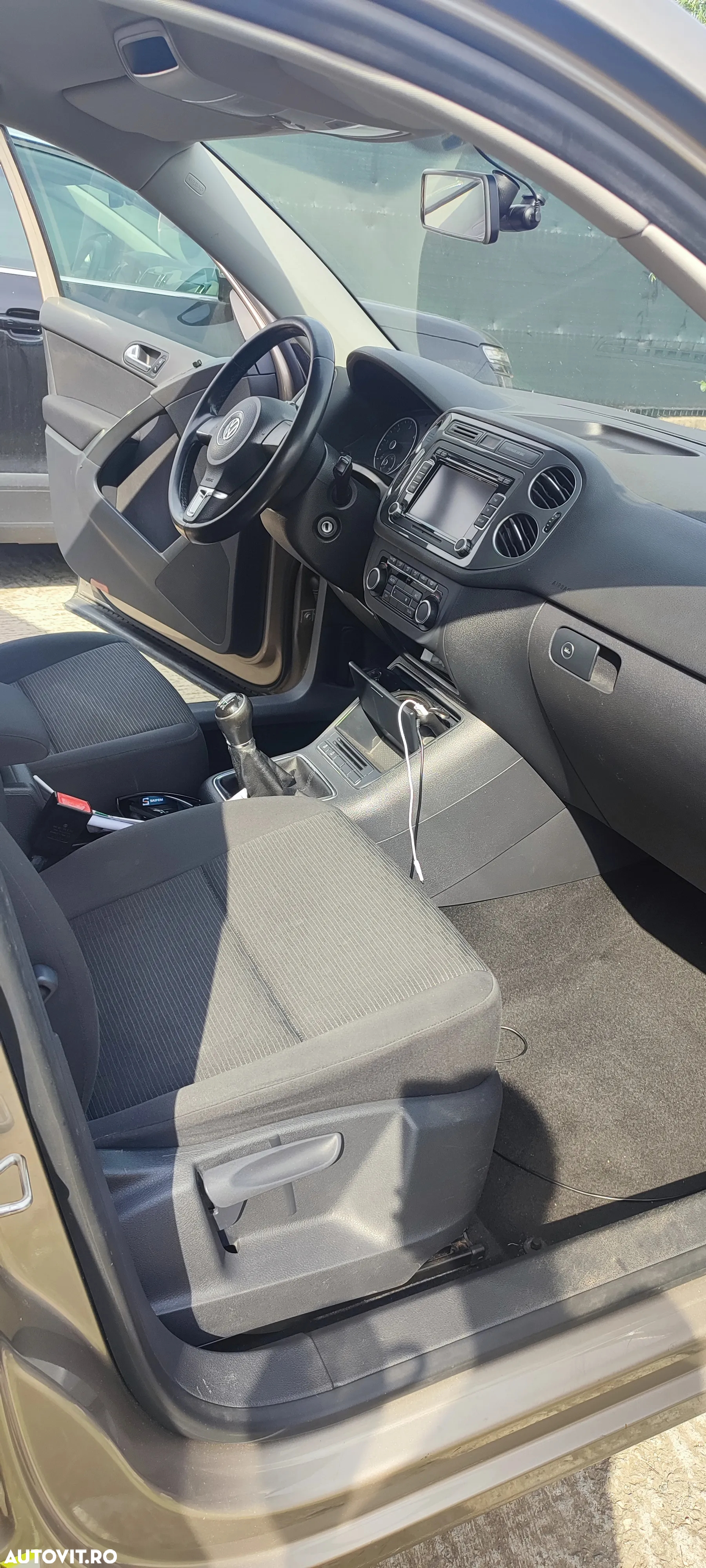 Volkswagen Tiguan - 5