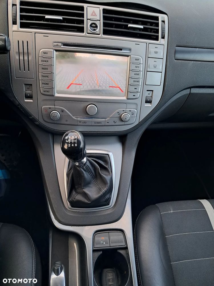 Ford Kuga 2.0 TDCi 2x4 Titanium - 22