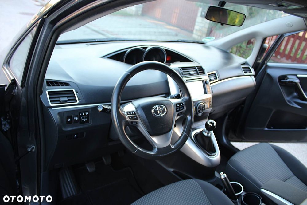 Toyota Verso 1.6 D-4D 7-Sitzer Start/Stop Executive - 17