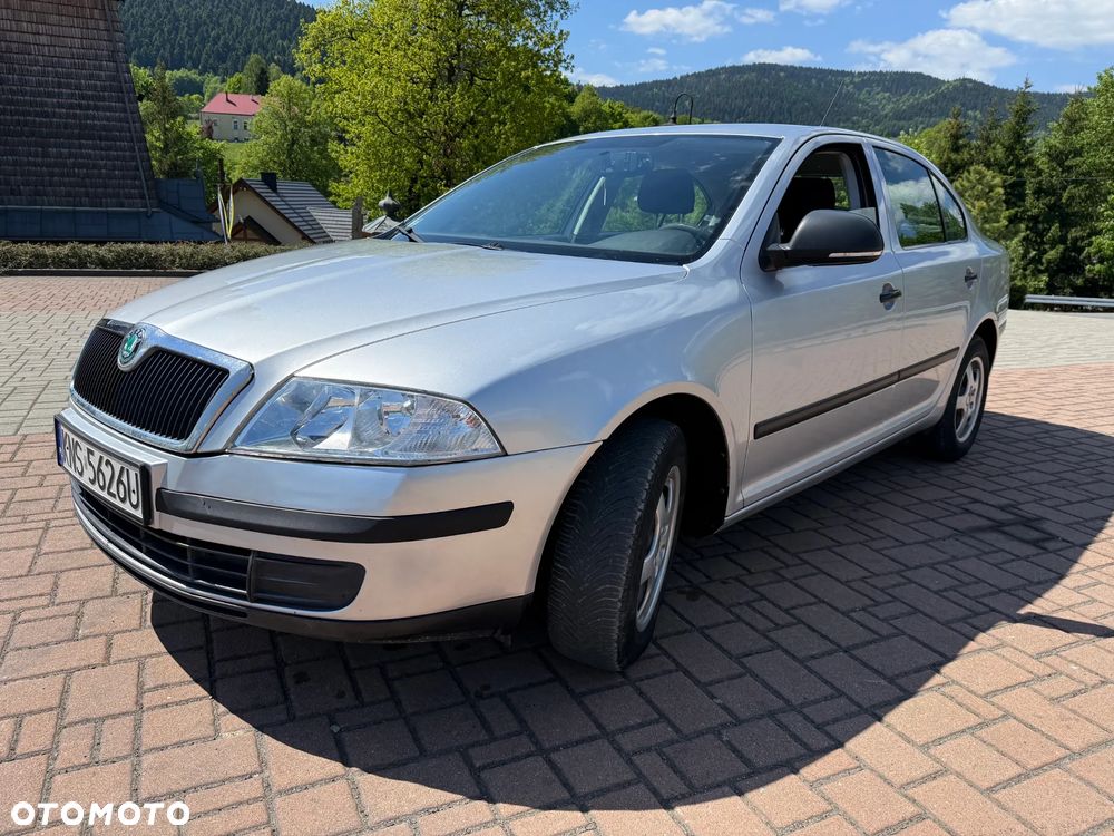 Skoda Octavia 1.6 Active - 1