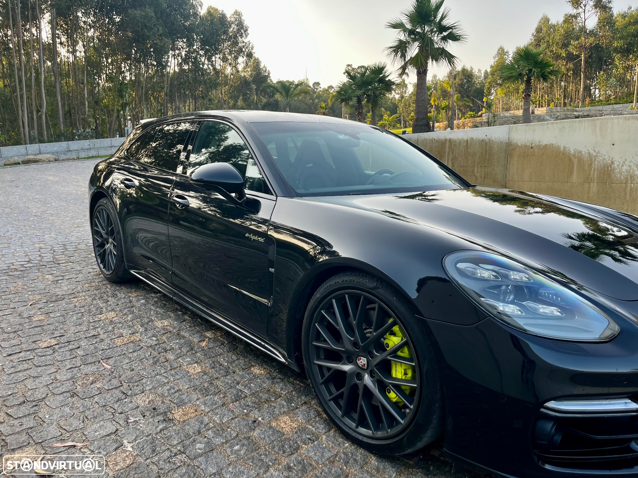 Porsche Panamera Sport Turismo 4 E-Hybrid - 3