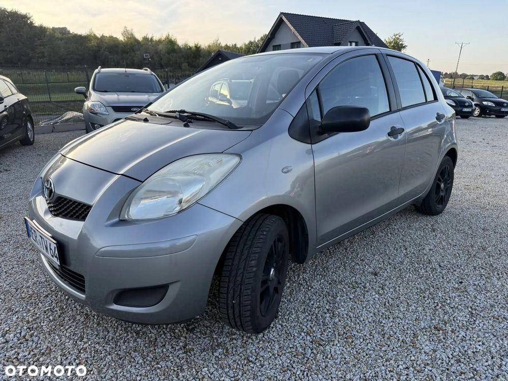 Toyota Yaris 1.0 VVT-i Cool - 11