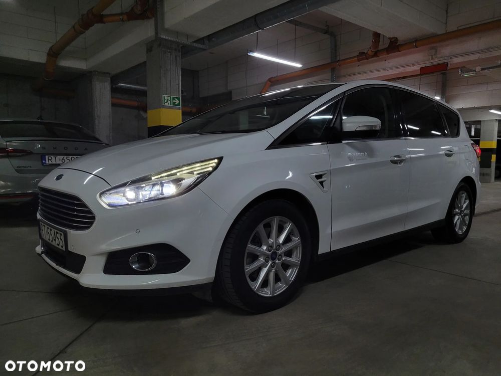 Ford S-Max 2.0 TDCi Titanium - 27