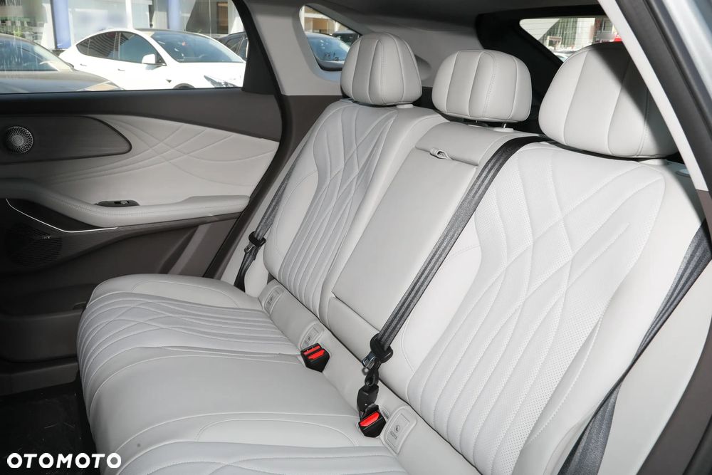 Omoda 9 1.5 Super Hybrid Exclusive AWD - 19