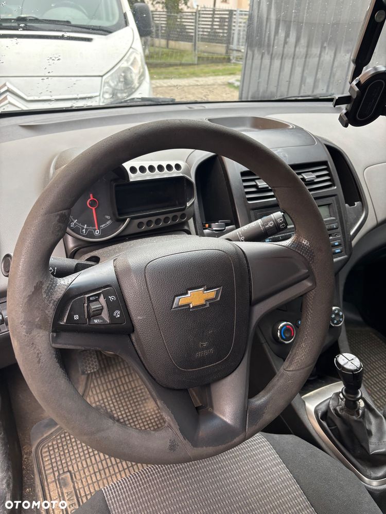 Chevrolet Aveo 1.2 LS - 13