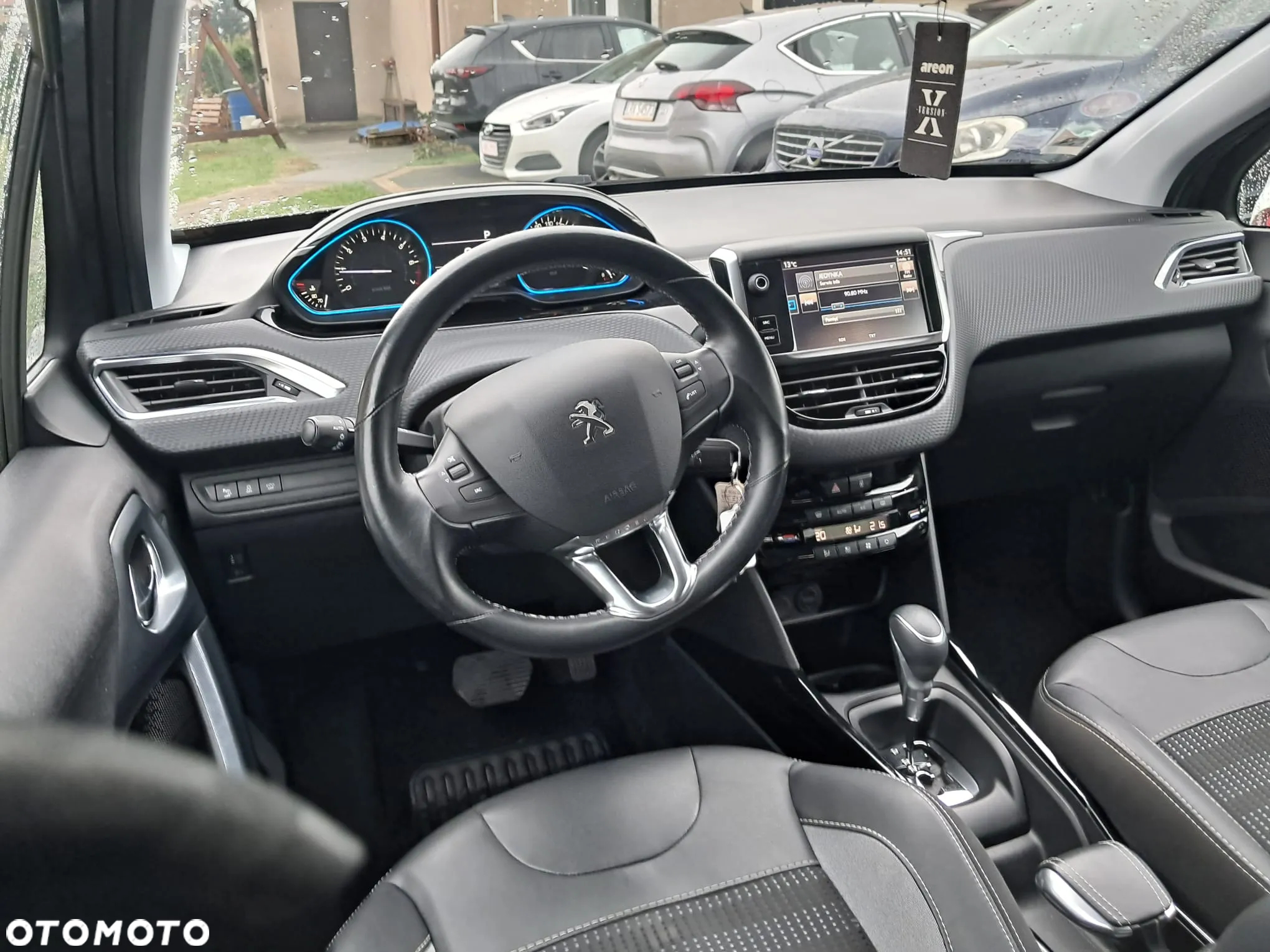 Peugeot 2008 1.2 Pure Tech Allure S&S EAT6 - 15