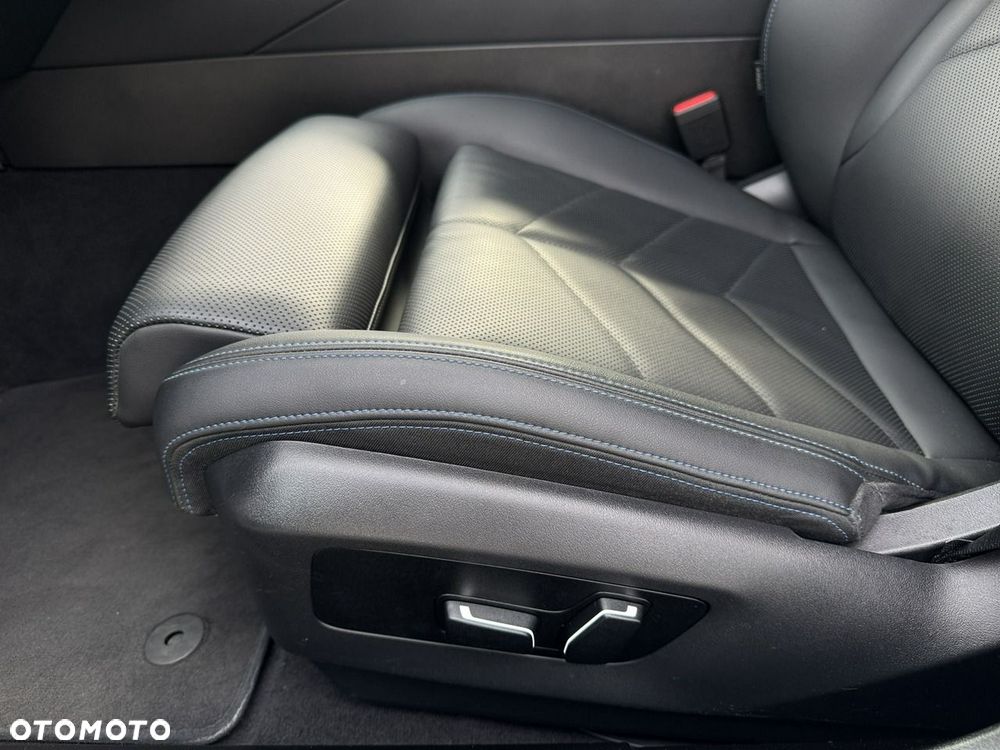 BMW Seria 5 520d mHEV M Sport - 13