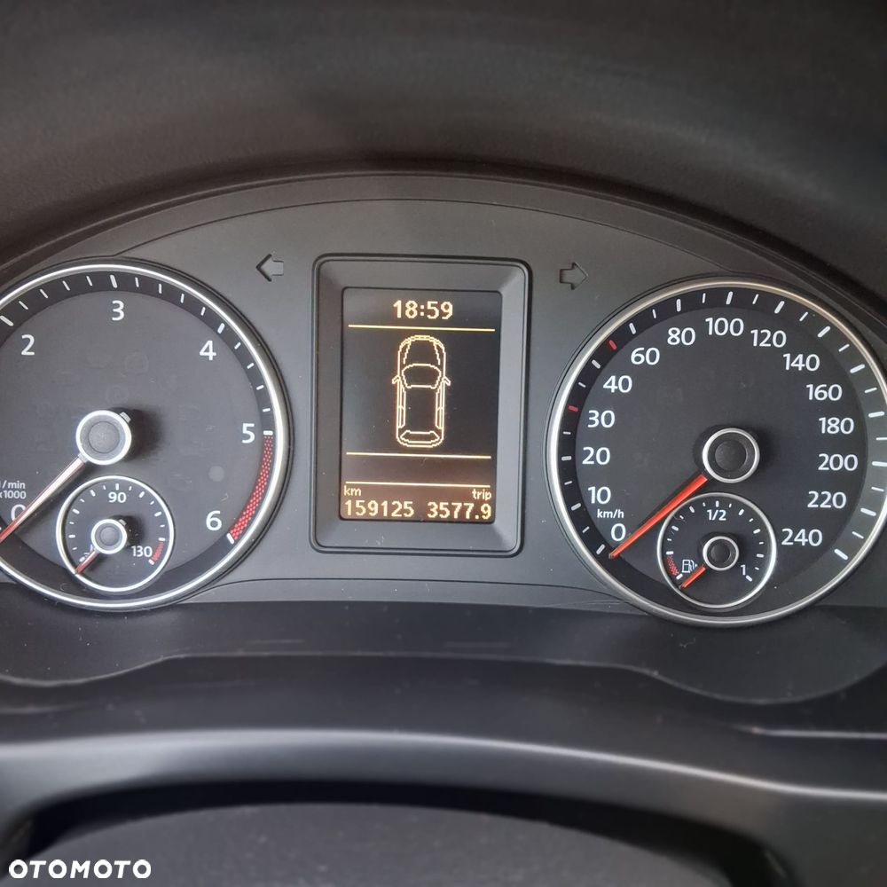 Volkswagen Golf Plus 1.6 TDI Comfortline DSG - 10